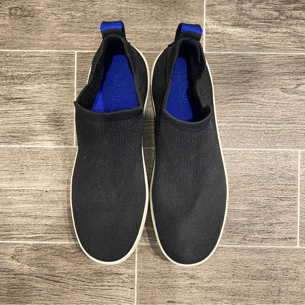 Rothy’s Chelsea Boot/Bootie in Black Women’s Size 8.5